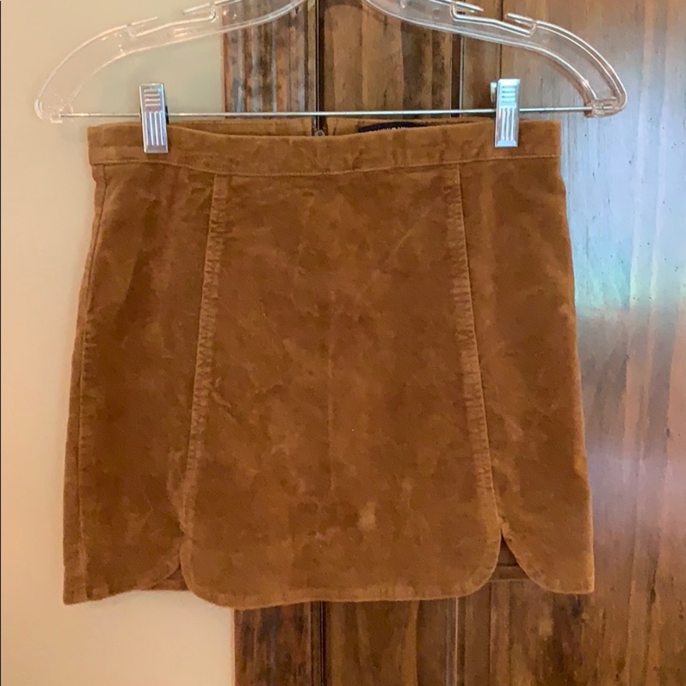 Brandy Melville S dark tan skirt!
